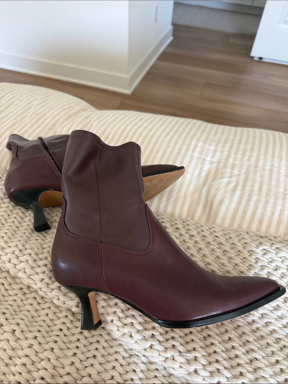 Dolce Vita Ayra Wine Boots
